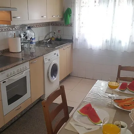 Apartamento Las Rosas Апартаменты *