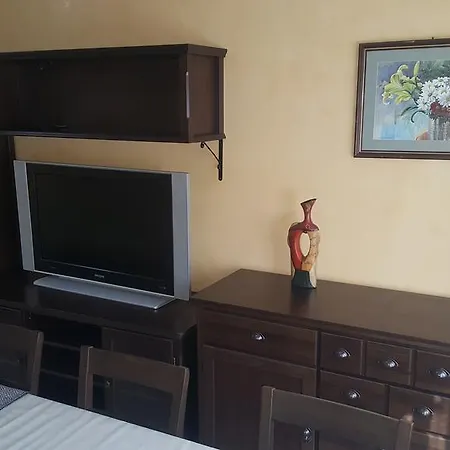 Apartamento Las Rosas Апартаменты *